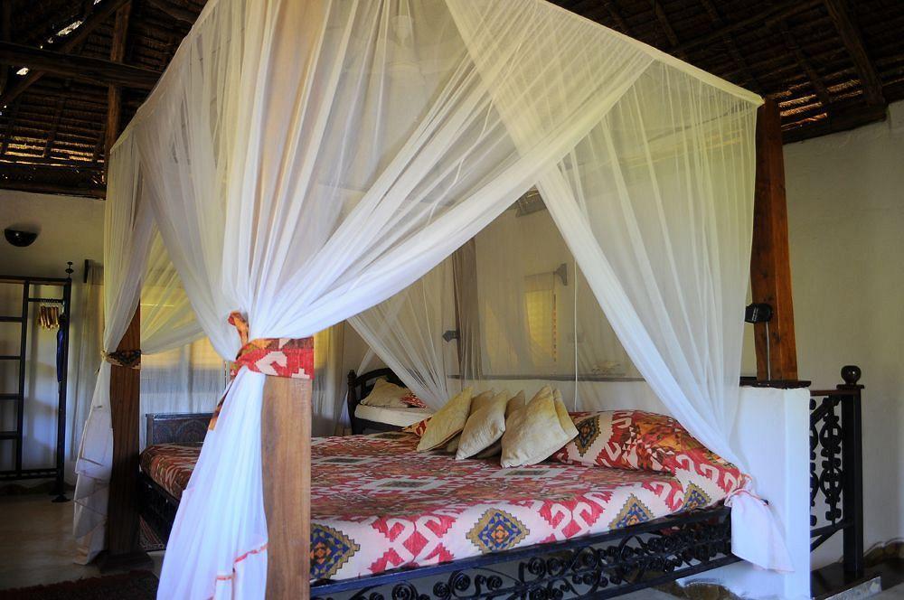 Kinasi Lodge Utende Exterior photo