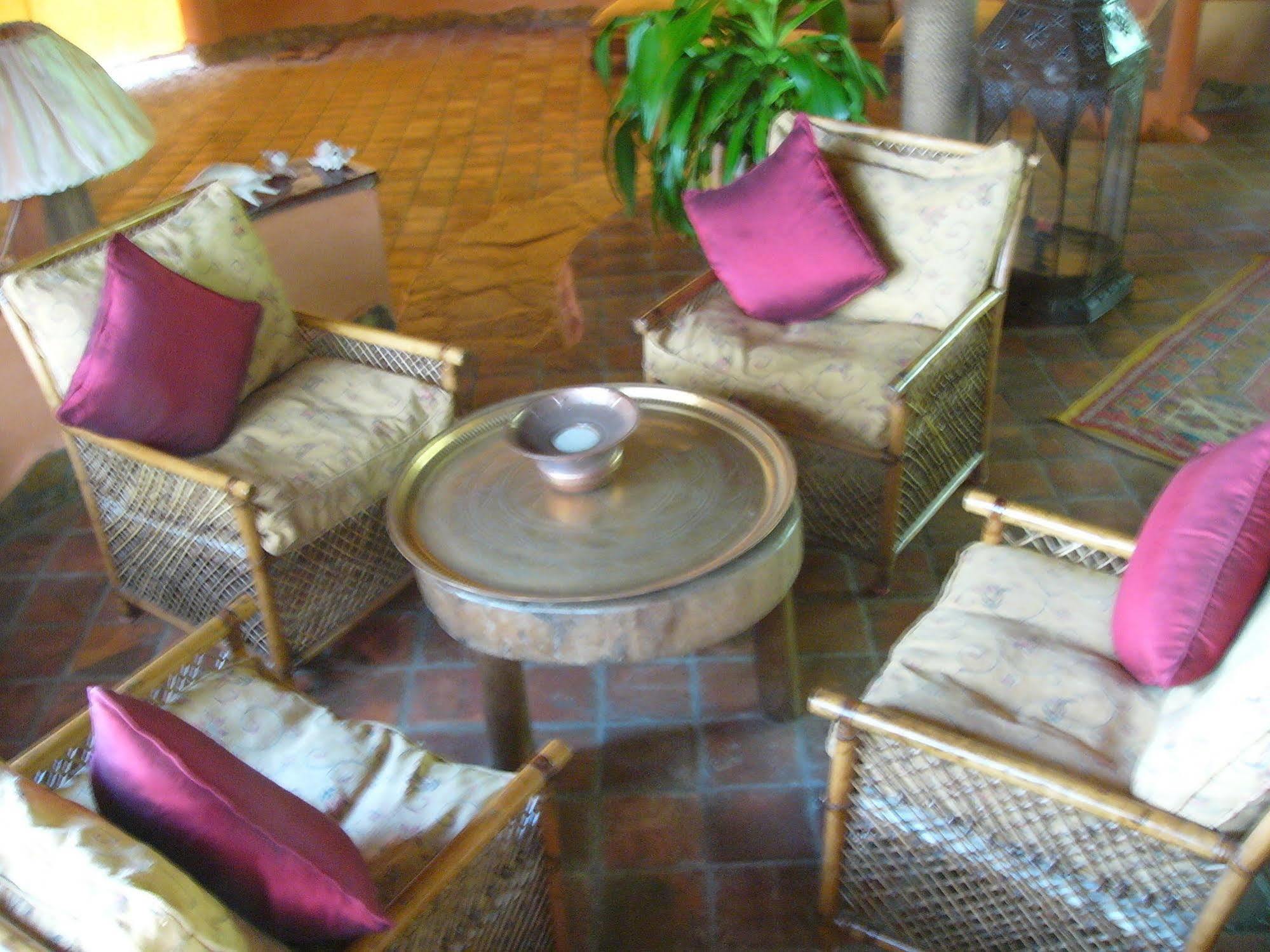 Kinasi Lodge Utende Exterior photo