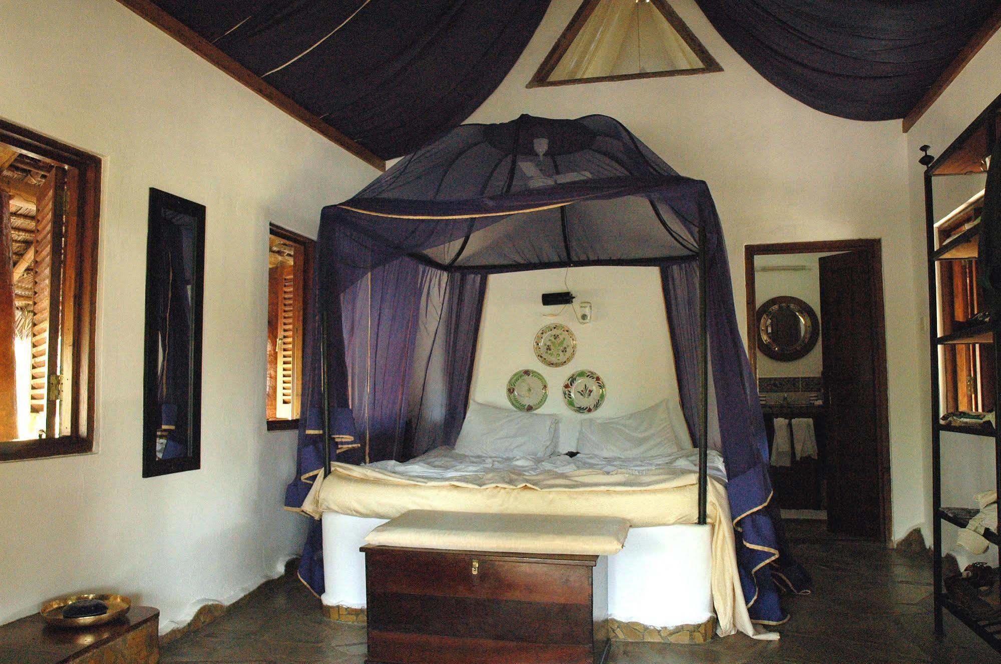 Kinasi Lodge Utende Exterior photo